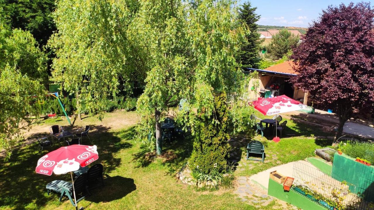 Albergue De Peregrinos Casa Flor Murias de Rechivaldo 외부 사진