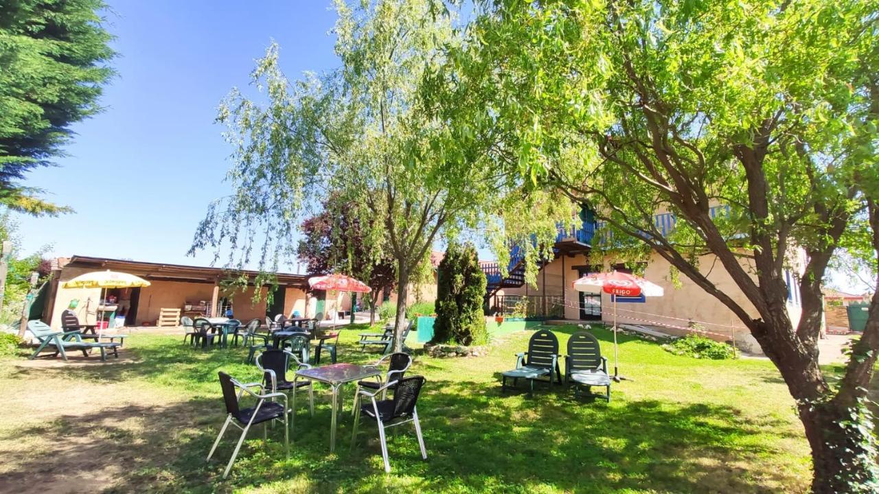 Albergue De Peregrinos Casa Flor Murias de Rechivaldo 외부 사진